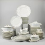 1233 2205 DINNER SET